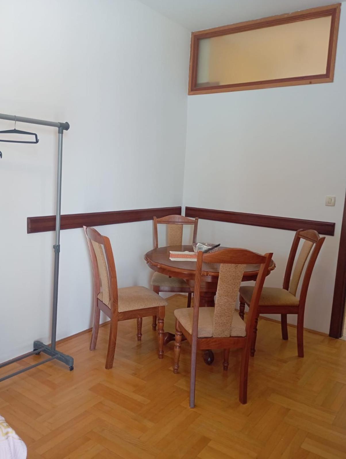 Apartments Cebra 赫尔采格诺维 外观 照片